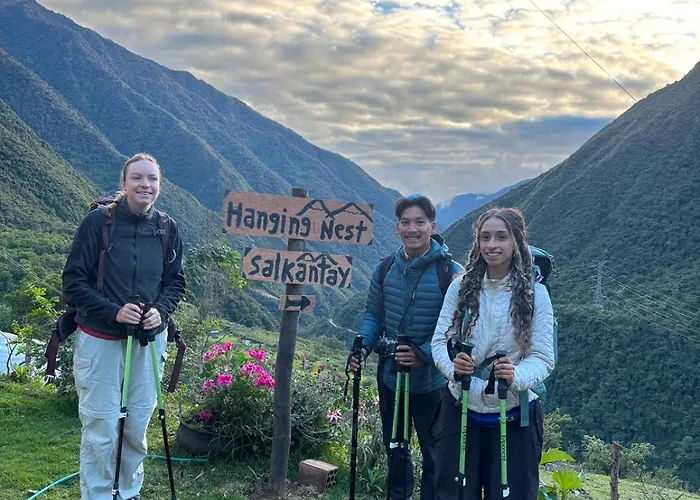 Hanging Nest Salkantay * Colpapampa